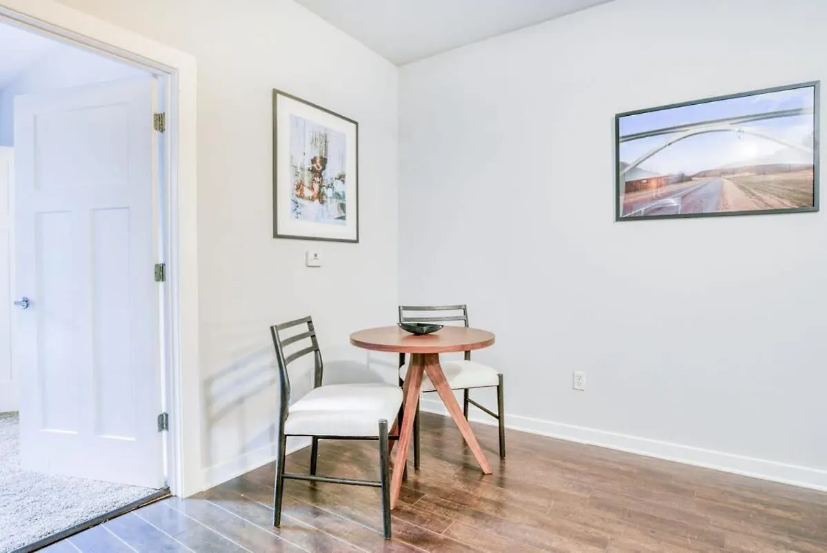 דירה נאשוויל Cozysuites Musicrow Classy 1Br W Free Parking 24 ארצות הברית